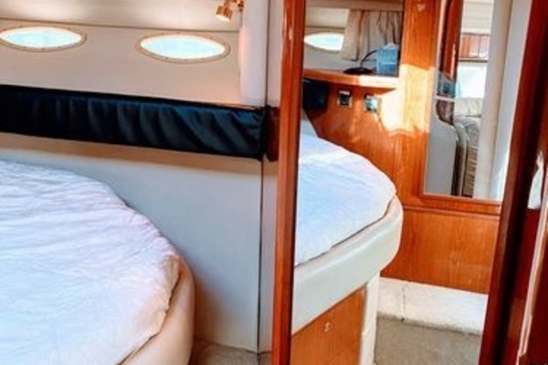 1999 Sea Ray 37