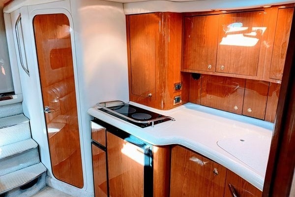 1999 Sea Ray 37