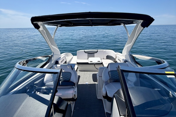 30ft Chaparral Yacht For Sale
