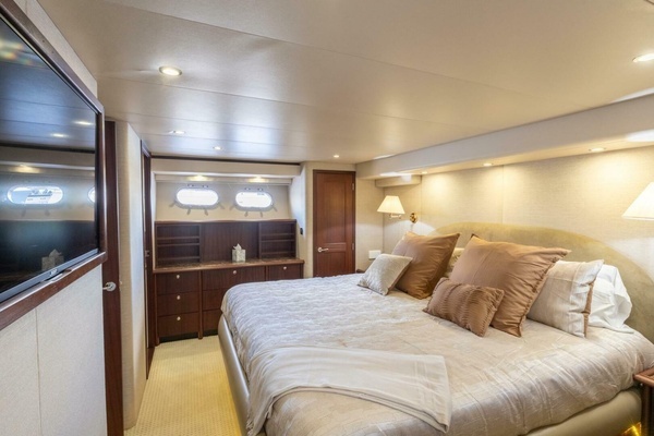 2009 Pacific Mariner 65