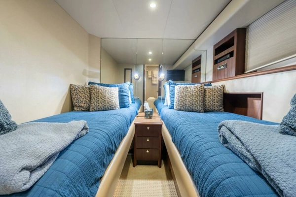 2009 Pacific Mariner 65