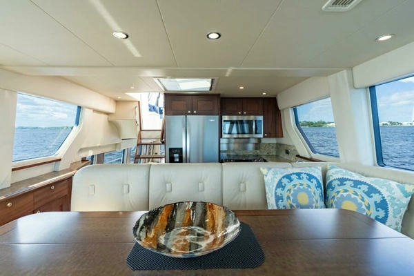 2009 Pacific Mariner 65