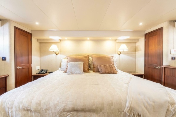 2009 Pacific Mariner 65