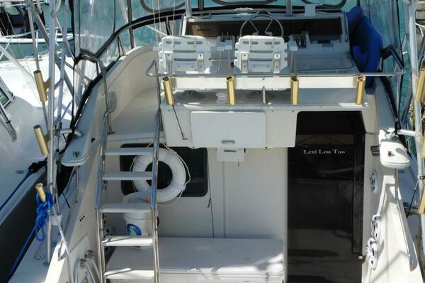 33ft Wellcraft Yacht For Sale