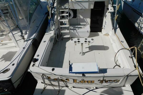 33ft Wellcraft Yacht For Sale