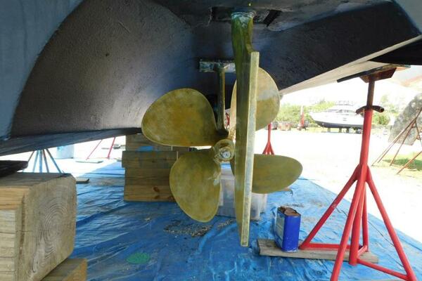 33ft Wellcraft Yacht For Sale