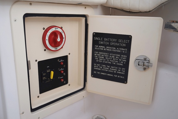 27ft Grady White Yacht For Sale