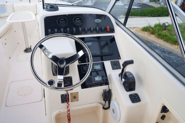 27ft Grady White Yacht For Sale