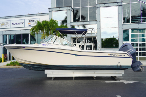 27-ft-Grady-White-2010-275 Tournament- Bonita Springs Florida United States  yacht for sale