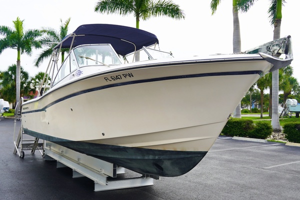 27ft Grady White Yacht For Sale