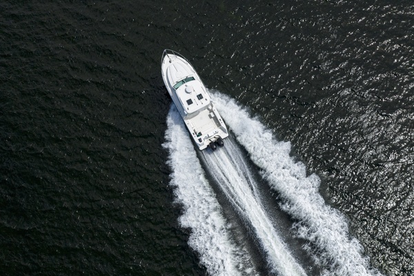 2014 Boston Whaler 31