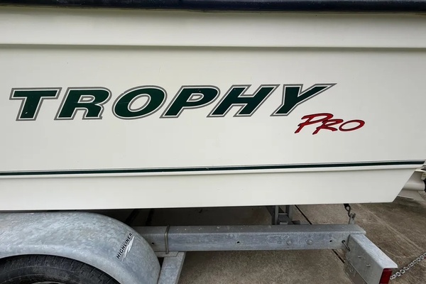 22ft Bayliner Yacht For Sale