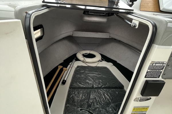 22ft Bayliner Yacht For Sale