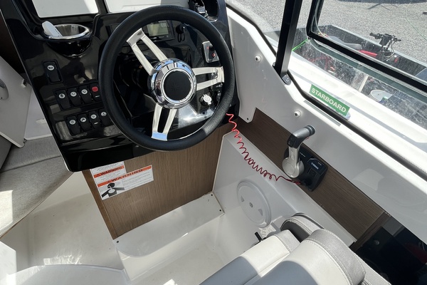 GERONIMO 27ft Jeanneau Yacht For Sale