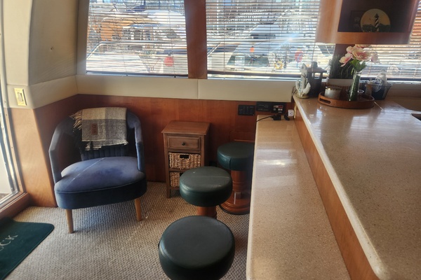53ft Carver Yacht For Sale