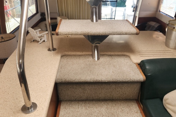 53ft Carver Yacht For Sale