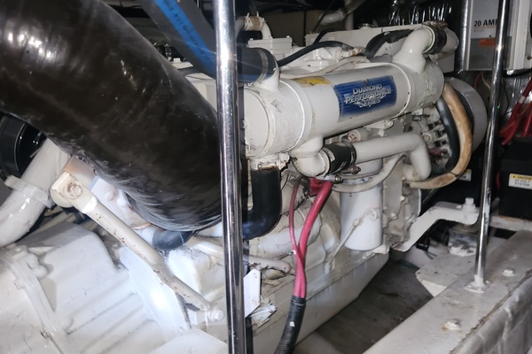 53ft Carver Yacht For Sale
