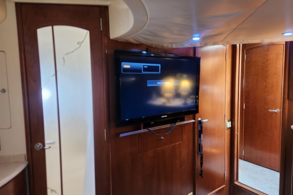 53ft Carver Yacht For Sale