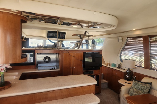 53ft Carver Yacht For Sale