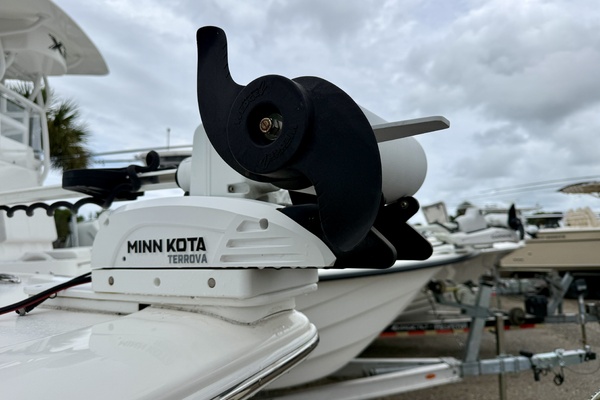 25ft Tidewater Yacht For Sale
