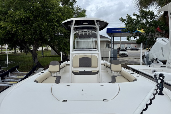 25ft Tidewater Yacht For Sale