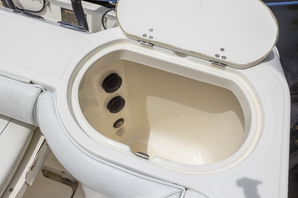 27ft Boston Whaler Yacht For Sale