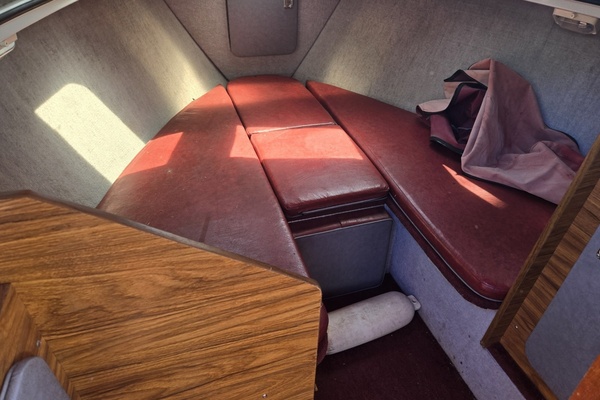 21ft Lund Yacht For Sale