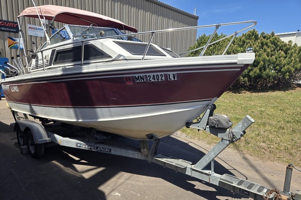21ft Lund Yacht For Sale
