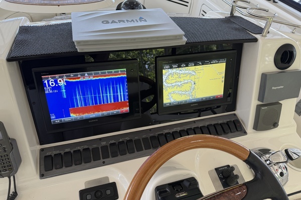 2005 Sea Ray 58