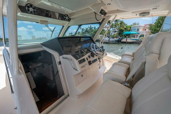 Natilus 2 45ft Grady White Yacht For Sale