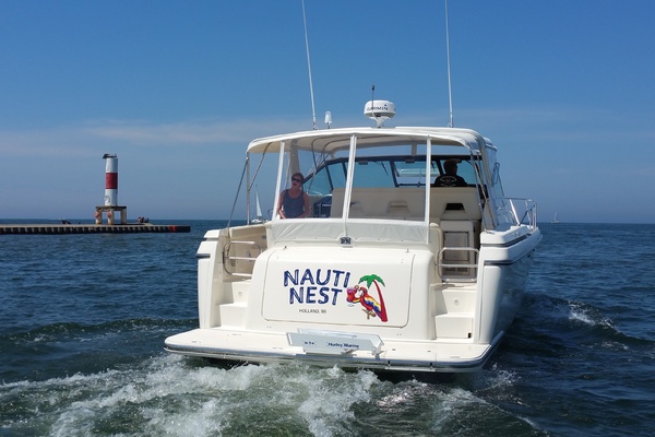 NAUTI NEST 40ft Tiara Yachts Yacht For Sale