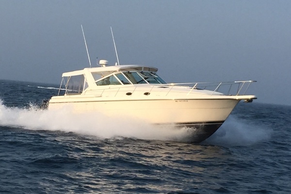 40-ft-Tiara Yachts-1995-4000 Express-NAUTI NEST Holland Michigan United States  yacht for sale
