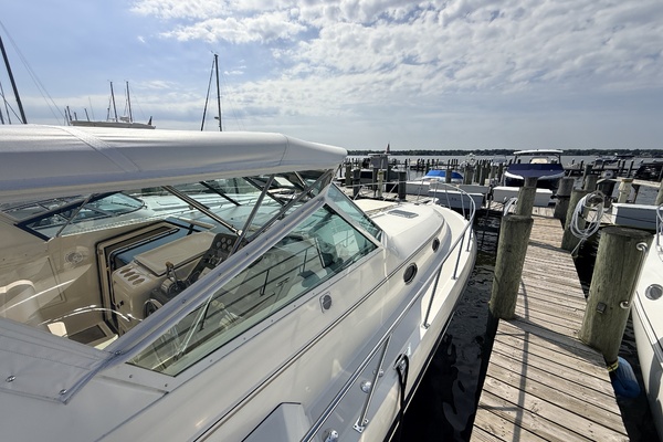 NAUTI NEST 40ft Tiara Yachts Yacht For Sale