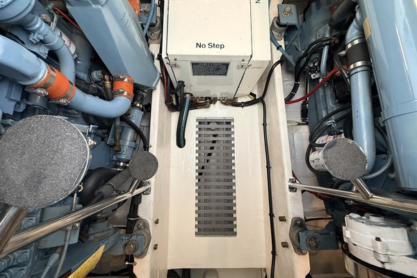 NAUTI NEST 40ft Tiara Yachts Yacht For Sale