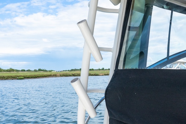 32ft Boston Whaler Yacht For Sale