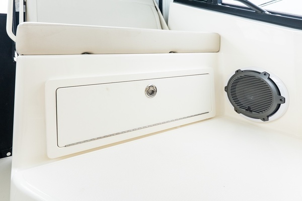 2020 Boston Whaler 32