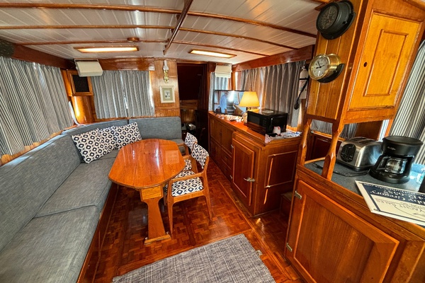 TRINITY 45ft Grand Banks Yacht For Sale