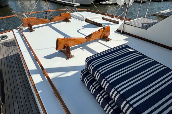 TRINITY 45ft Grand Banks Yacht For Sale