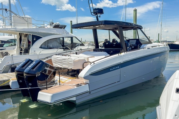 In Stock 36ft Beneteau Yacht For Sale
