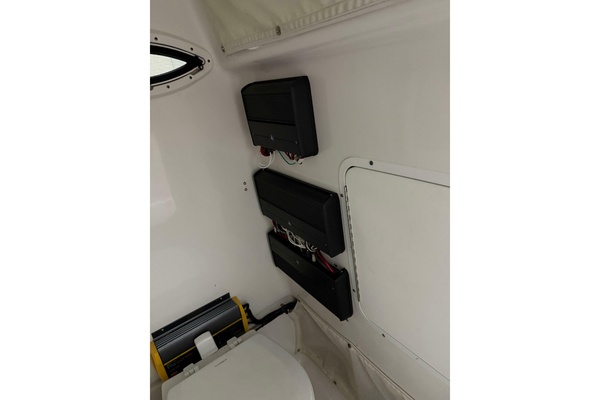 26ft Sea Hunt Yacht For Sale