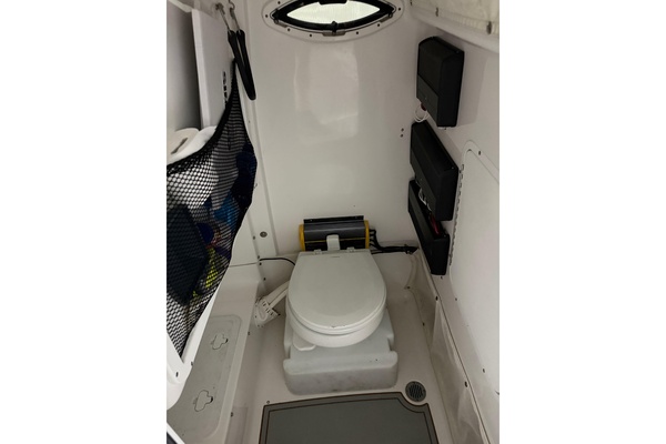 26ft Sea Hunt Yacht For Sale