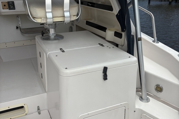 30ft Grady White Yacht For Sale