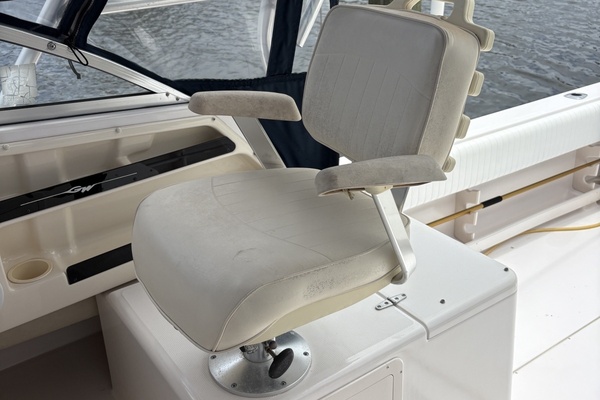 30ft Grady White Yacht For Sale