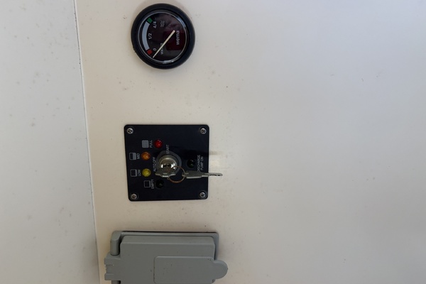 30ft Grady White Yacht For Sale