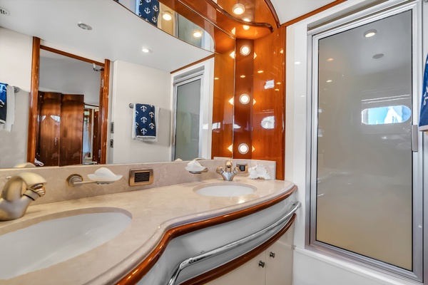 IMPRESA 65ft Marquis Yacht For Sale