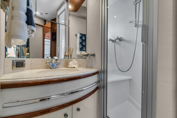 IMPRESA 65ft Marquis Yacht For Sale