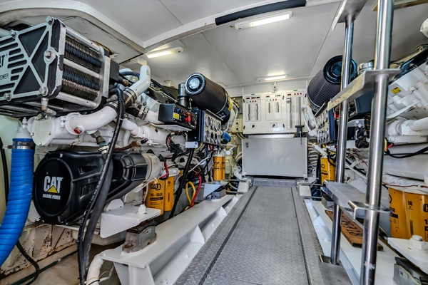 IMPRESA 65ft Marquis Yacht For Sale