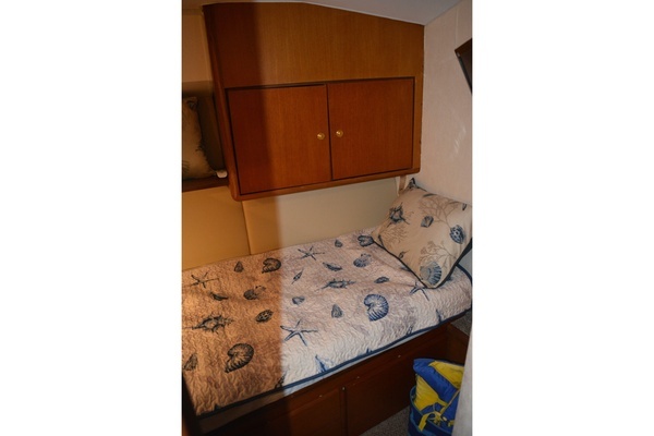 2000 Ocean 56