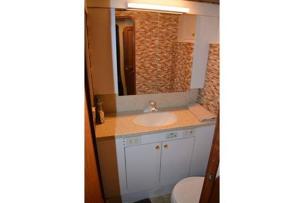 Sweet Cheeks 6 56ft Ocean Yacht For Sale