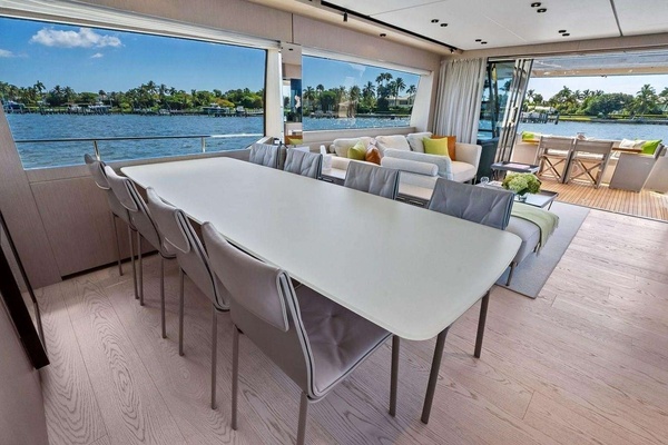 ALVEARE 78ft Ferretti Yachts Yacht For Sale